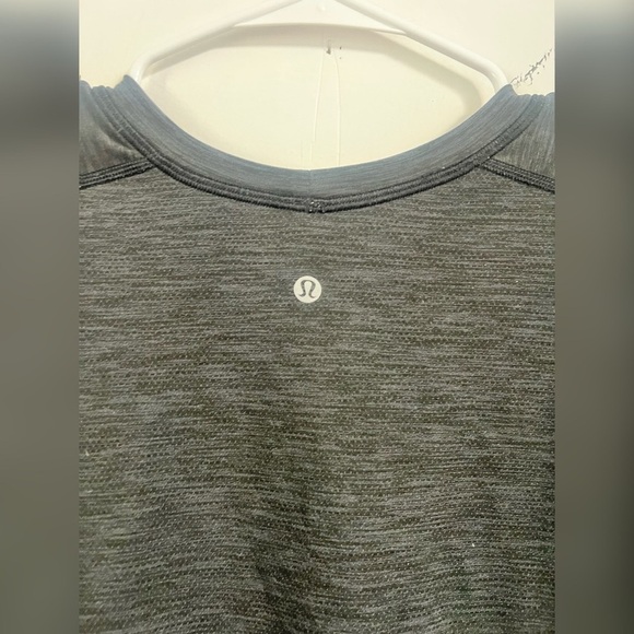 Lululemon Metal Vent Tech Men's
Short Sleeve Shirt XL - Picture 2 of 3